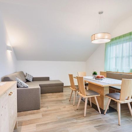 Huberhof Apartment San Lorenzo di Sebato Bagian luar foto